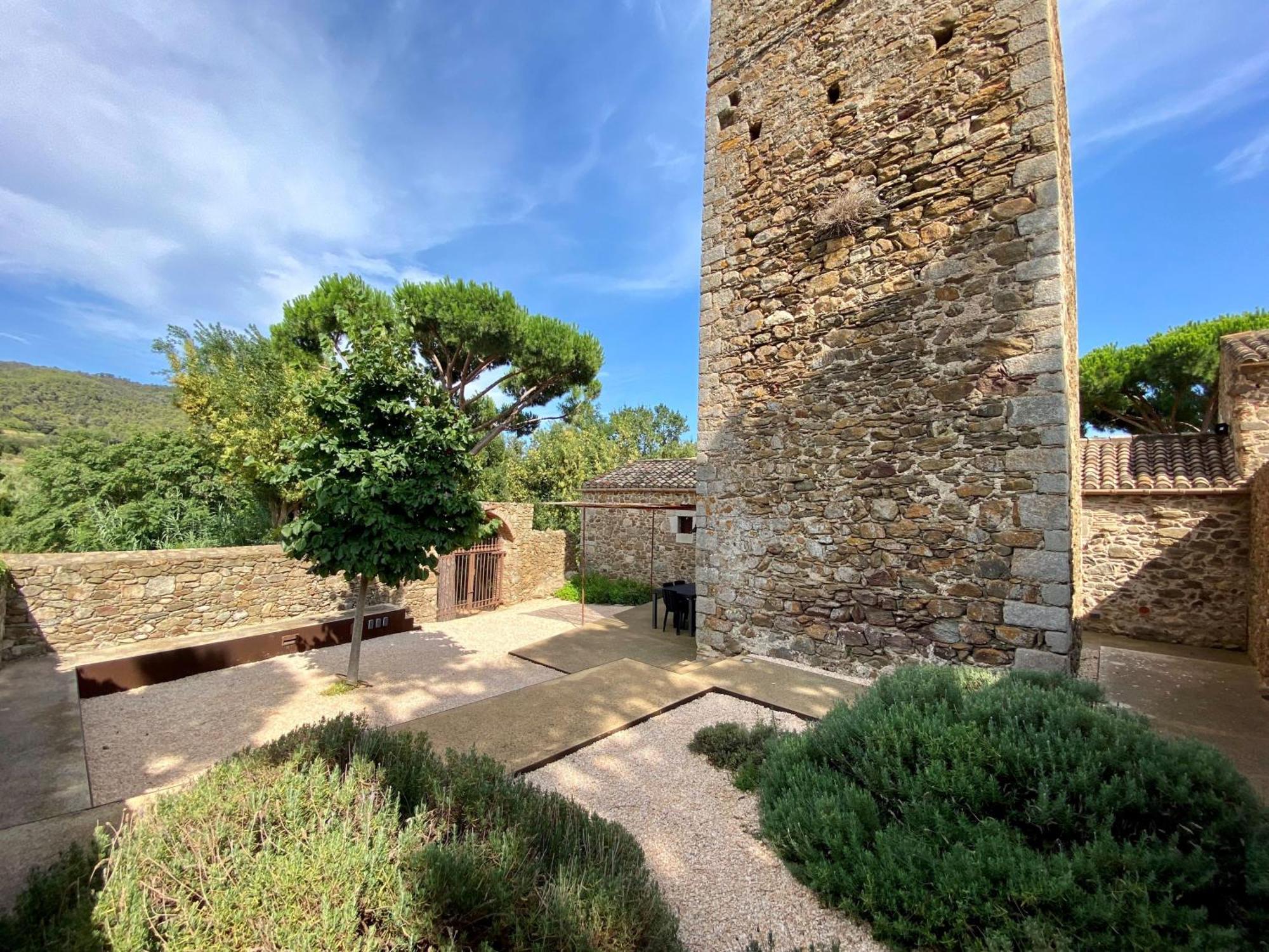 Masia Torre Lloreta S.XIII Calonge  Exterior foto